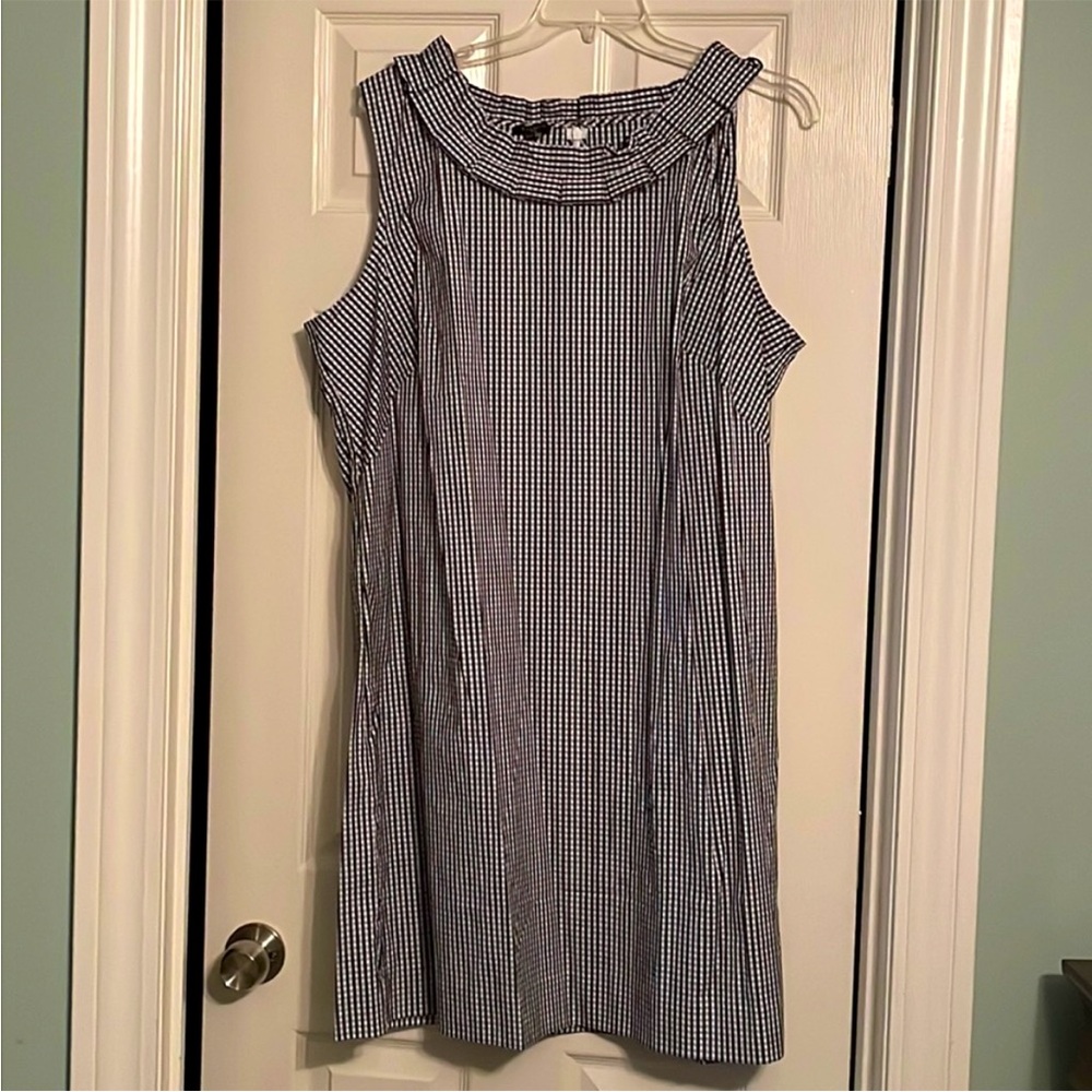 NWOT- Talbots Black and white houndstooth sleeveless ruffled neck dress 22W